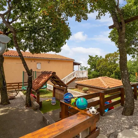 Pet Friendly In Donji Zagon