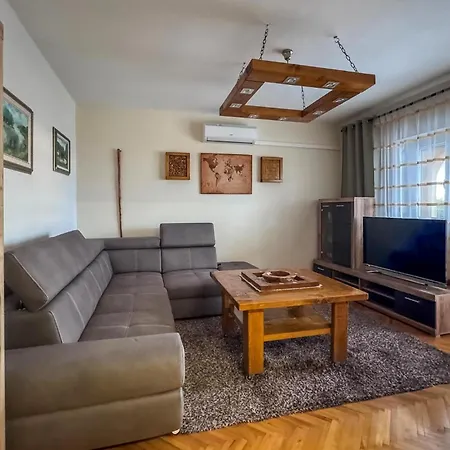 Lovely In With House Sea View 펜션 *
