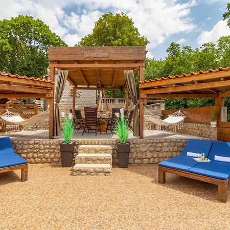 度假居 Pet Friendly In Donji Zagon